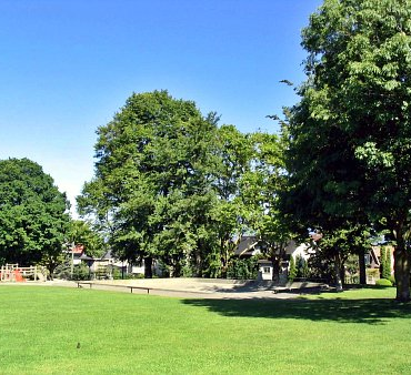 a picture of Pandora park at Pandora and Hastings, Vancouver, Canada